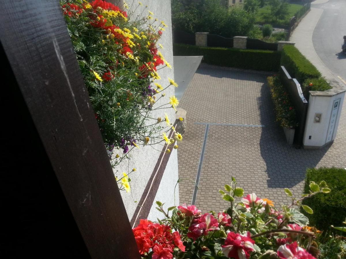 Antik Hotel Sofia Litomyšl Exteriör bild